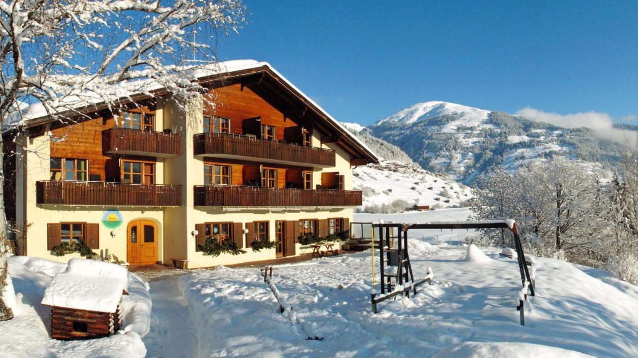 Familien Und Wanderhotel Clarezia Breil/Brigels Exterior foto