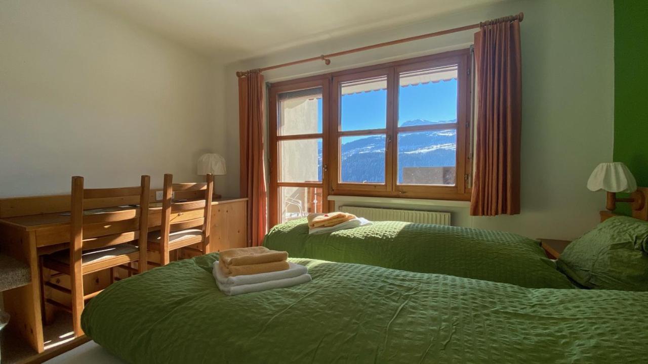 Familien Und Wanderhotel Clarezia Breil/Brigels Exterior foto
