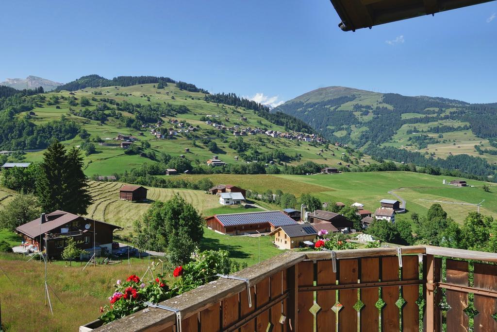 Familien Und Wanderhotel Clarezia Breil/Brigels Quarto foto